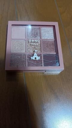 エチュードハウス　プレイカラーアイズ　サンドヒルのサムネイル
