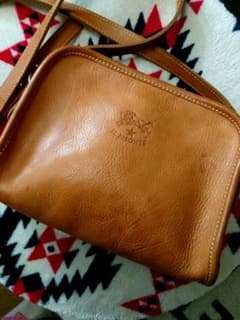 のらくら様専用☆【お値下げ】IL BISONTE ポシェットバッグのサムネイル