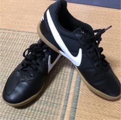 あーちゃんママ専用    ナイキ NIKE フットサルシューズのサムネイル