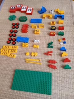 レゴ　LEGO 赤いバケツ　基本のセット4244 バケツ無しのサムネイル