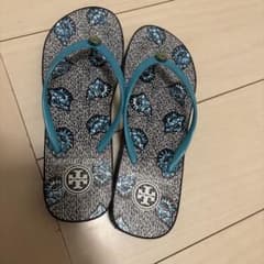 TORY BURCH ビーチサンダル 厚底 シェル柄のサムネイル