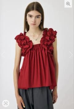 moussy shoulder frills トップス　レッドのサムネイル