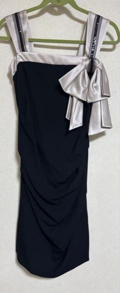 パーティードレス Petirobe ブラック×ベージュ 結婚式　お呼ばれ　ドレスのサムネイル