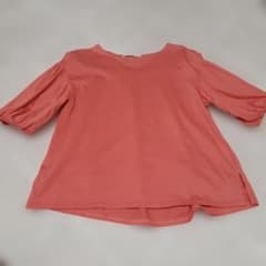 stola. コーラルピンク Vネック Tシャツのサムネイル