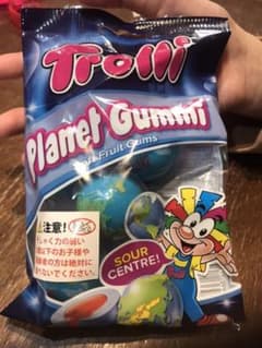 地球グミ 4つのサムネイル