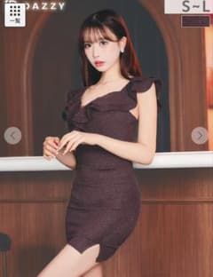 dazzy ラメフリルミニドレス新品未使用品のサムネイル