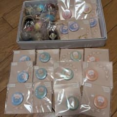 BT21 缶バッジ フィギュア まとめ売りのサムネイル