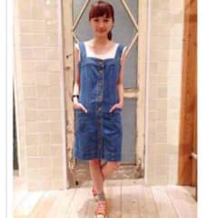 flower♫デニムワンピースのサムネイル