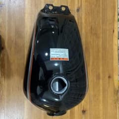 gn125 タンク　サイドカバーセット 新品未使用】GN125H 全年式対応 タンク サイドカバーセット - メルカリ