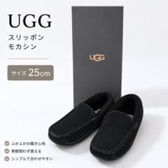 UGG スリッポン モカシン ブラック 25cmのサムネイル