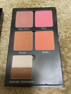 POLA  チーク BAカラーズブラッシュ コントライスパレットのサムネイル
