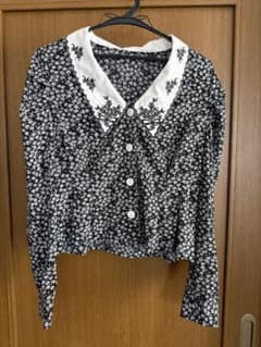 FREE'S MART 花柄刺繍襟 長袖ブラウス ブラックのサムネイル