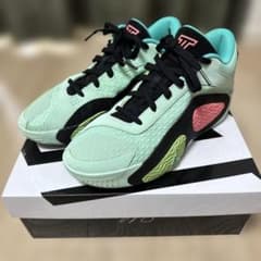 NIKE テイタム2 Vortexのサムネイル