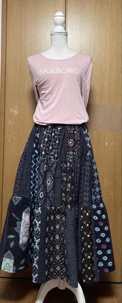 着物リメイク　シンプル　絣(木綿)のパッチワークティアードスカート 着物リメイク 絣(木綿)のパッチワークティアードスカート - メルカリ