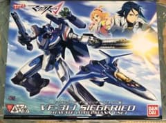 マクロス　 VF-31Jジークフリード (ハヤテ・インメルマン機) 1/72のサムネイル