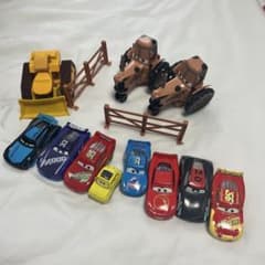 カーズ　cars おもちゃまとめ売り　マクイーン等のサムネイル
