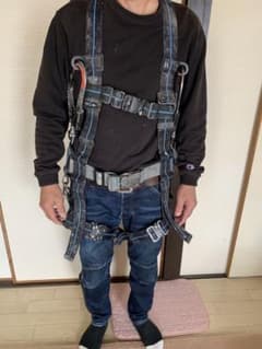 安全帯ハーネスのサムネイル