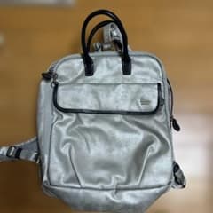 カナナプロジェクトシルバー 合成皮革 バックパック - メルカリ