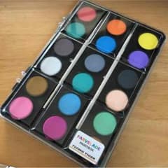 水彩絵の具セットのサムネイル