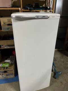 福岡発 三菱 電気 冷凍庫 122L MF-U12J-W MITSUBISHI 三菱 電気 冷凍庫 122L MF-U12J-W MITSUBISHI - メルカリ