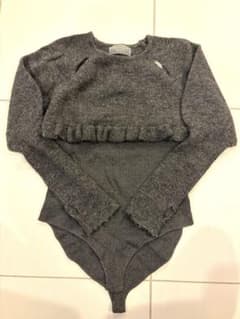 BEAMS COUTURE グレー フリル ボディスーツのサムネイル