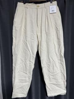新品　スラックス　パンツ　オフホワイトのサムネイル