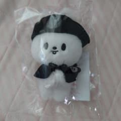 リノ】 SKZOO COSTUME MAGNET PLUSH KEYRING - メルカリ