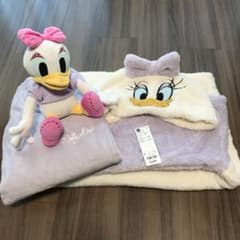 GU デイジーダック マシュマロフィールフーディルームウェアとぬいぐるみセットのサムネイル