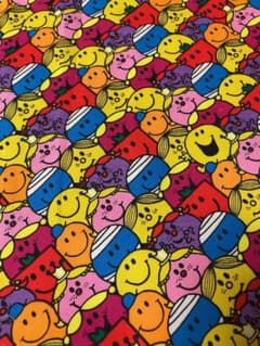 【350円】可愛い布地　しっかりめの生地のサムネイル