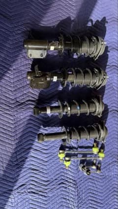 86 ZN6 後期純正サスペンション　新車外し　ZC6のBRZ NZ8型にも 86 ZN6 後期純正サスペンション 新車外し ZC6のBRZ NZ8型にも - メルカリ