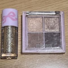 ミニュム minum アイシャドウ&グリッター セットのサムネイル