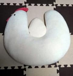 【値下げ】マーナ 授乳クッションのサムネイル