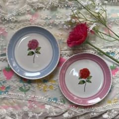 新品 レトロ 薔薇の花 ピンク ブルー ノスタルジー ケーキ皿 プレート