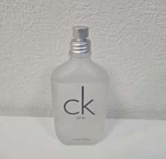 Calvin Klein ck one オードトワレ 100mlのサムネイル