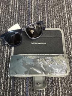 EMPORIO ARMANI サングラス 0EA4126Fのサムネイル