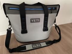 希少品　アメリカより直輸入、YETI Hopper20 ソフトクーラーバッグのサムネイル