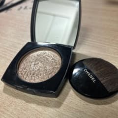 CHANEL ハイライトパウダー ゴールド系 - メルカリ