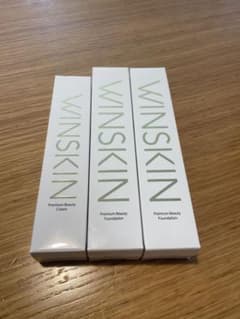WINSKIN プレミアムビューティーファンデーション＆ACクリーム　バラ売り○のサムネイル