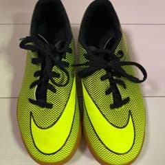 NIKE ナイキ フットサルシューズ　23センチのサムネイル
