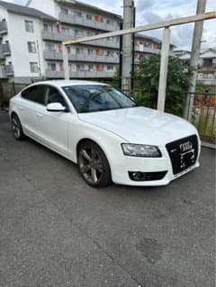 アウディ A5スポーツバック前期車検R10/3大阪　　　　　自動車税込 アウディ A5スポーツバック前期車検R10/3大阪 自動車税込天垂少し有