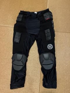 スノーボードプロテクター　鎧のサムネイル