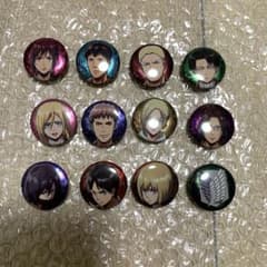 レア　メタリック ミニ缶バッジ リヴァイ　アニ　ベルトルト　ライナー　ヒストリア レア メタリック ミニ缶バッジ リヴァイ アニ ベルトルト ライナー