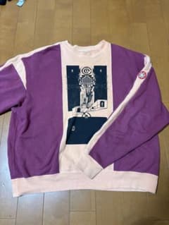 【極美品】cavempt トレーナー　スウェットのサムネイル