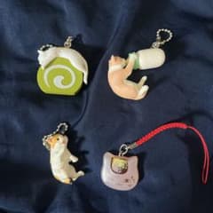 猫 フィギュア ガチャガチャキーホルダー 4点セットのサムネイル