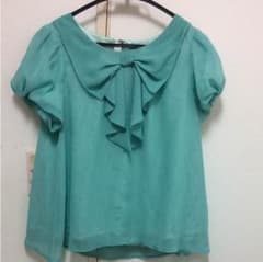 服のサムネイル