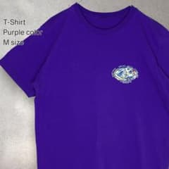 【US古着】バックプリントTシャツ 半袖 Mサイズ パープル コットン100%のサムネイル
