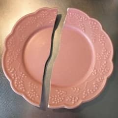 【金継ぎ用】練習用割れ皿 ピンク 欠けあり ジャンク かわいい キュートのサムネイル
