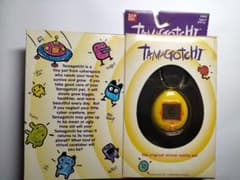Tamagotchi イエロー 本体 箱付きのサムネイル