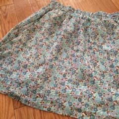 【るる様専用】earth☆花柄スカートのサムネイル