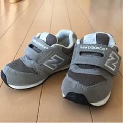 new balance 15.5cm スニーカーのサムネイル